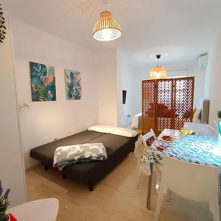 Monisimo Apartamento En Centro Historico De Con Parking * מאלגה