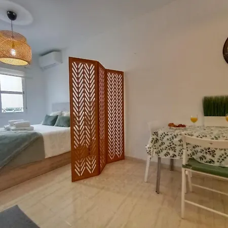 Monisimo Apartamento En Centro Historico De Con Parking דירה *