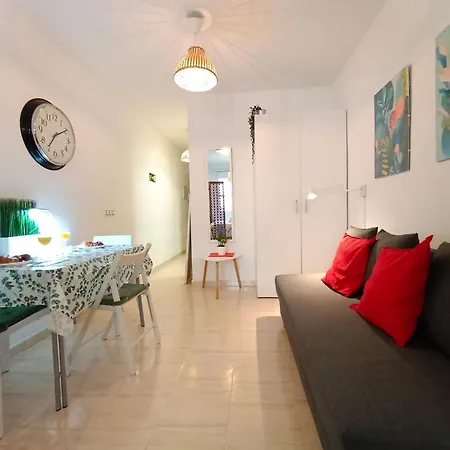 Monisimo Apartamento En Centro Historico De Con Parking * מאלגה